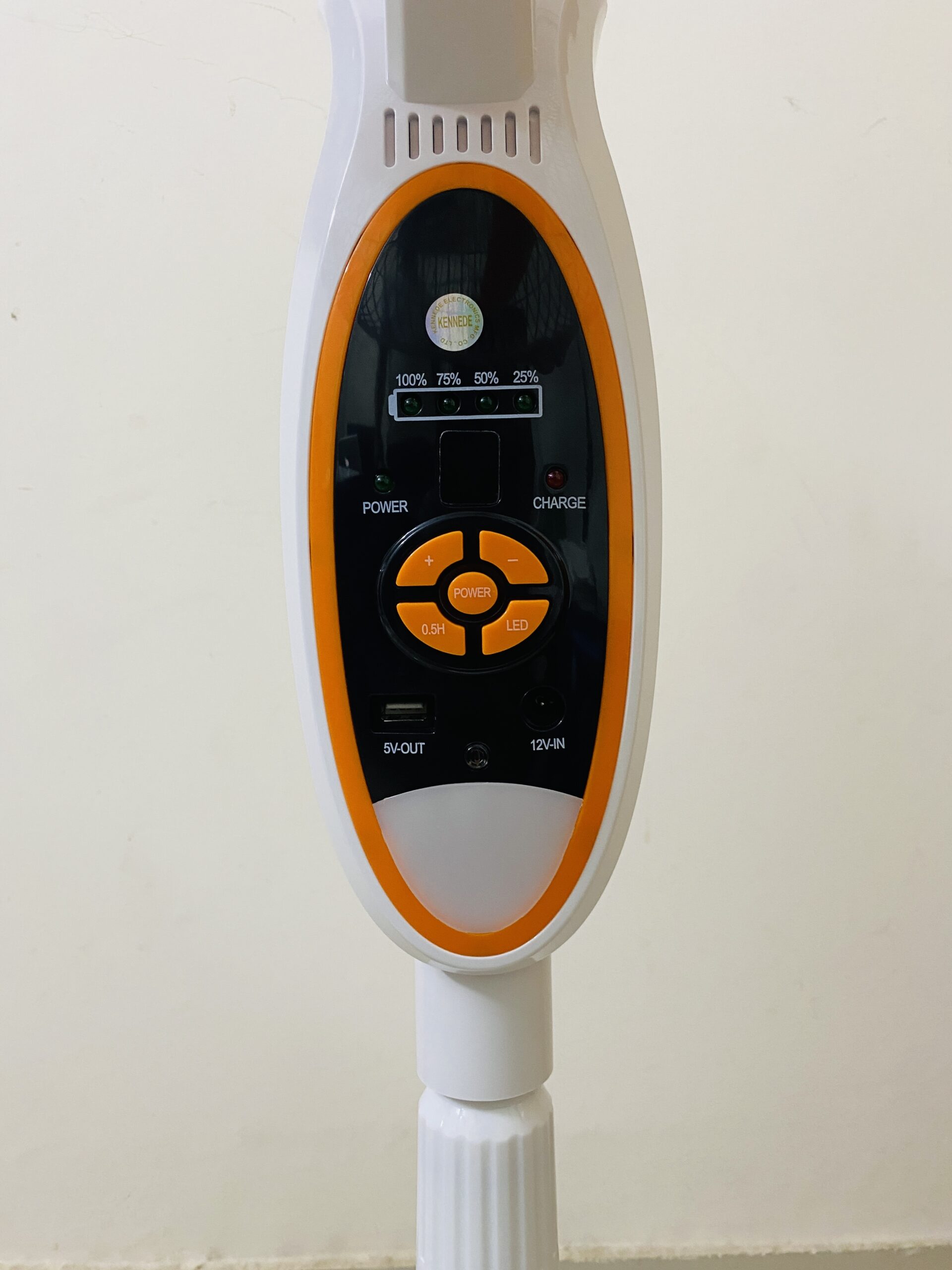 Defender 2936HRS 16″ AC-DC Rechargeable Full Stand fan with Remote
